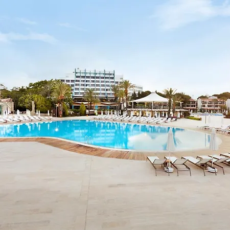 Zeynep Semesteranläggning (resort)
