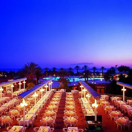 Zeynep منتجع 5*